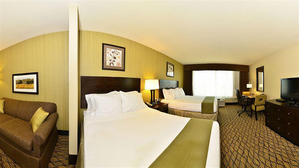 Holiday Inn Express & Suites - Williston By Ihg Ngoại thất bức ảnh
