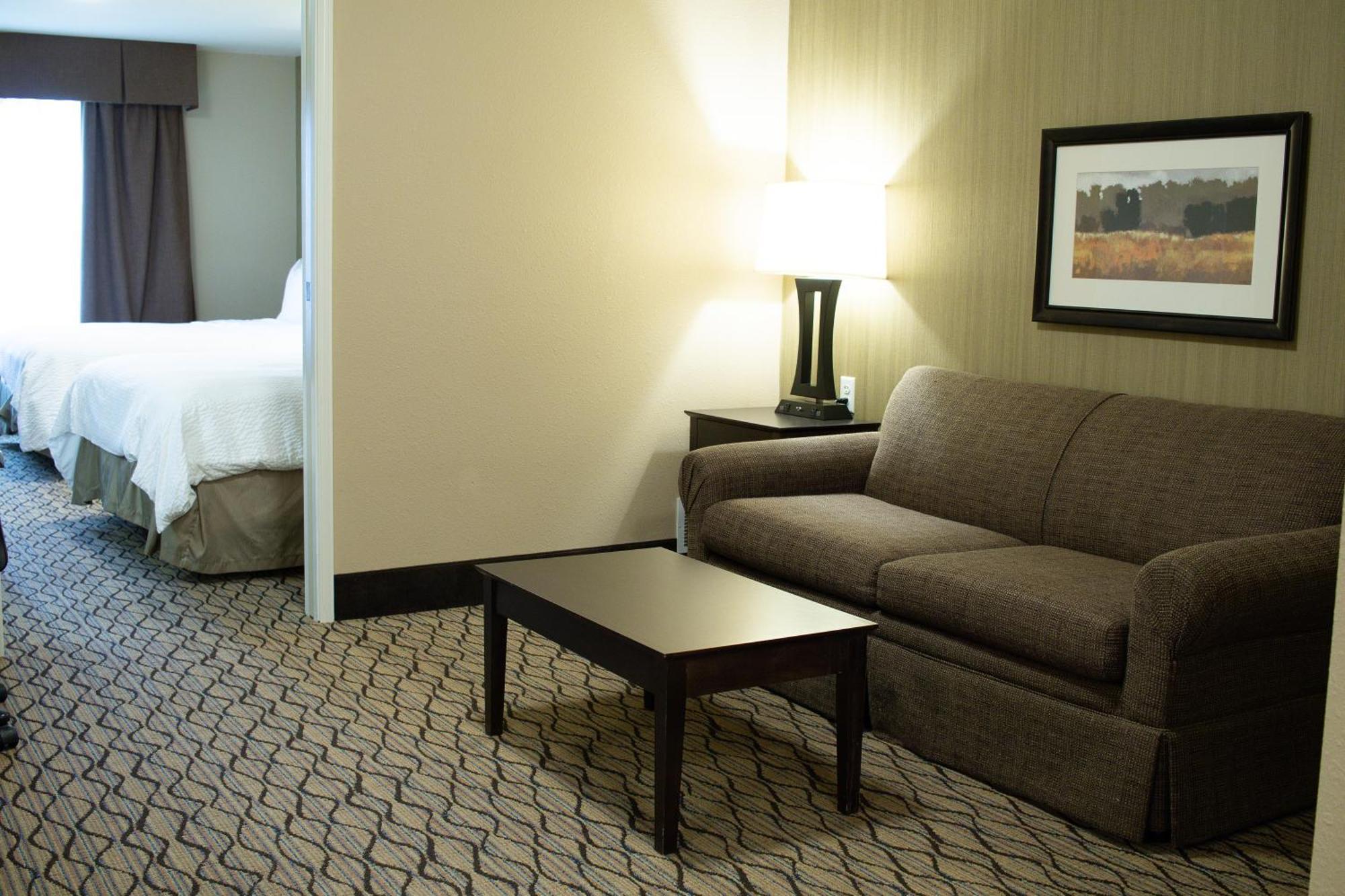 Holiday Inn Express & Suites - Williston By Ihg Ngoại thất bức ảnh